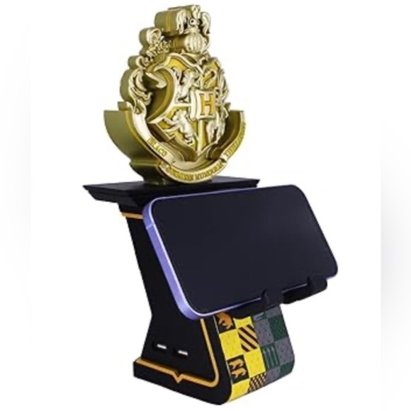 Harry Potter Hogwarts Coat of Arms Ikon‎ Gaming Figurine Controller phone Holder - Picture 1 of 12
